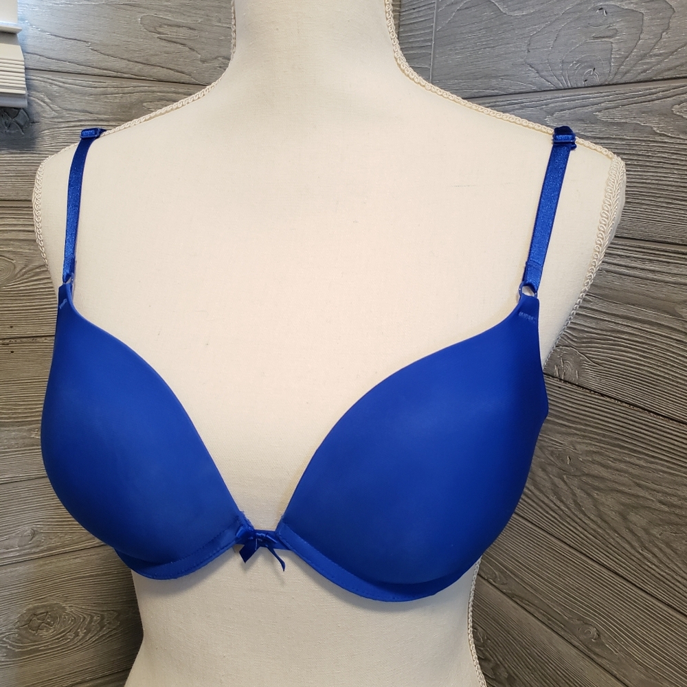 Victoria's Secret Push-Up Bra Blue with Polka Dots | Size 32D